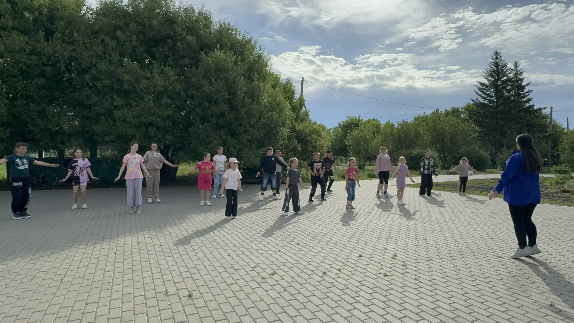 🚴🏻‍♀️ День велосипедиста в пришкольном лагере, день был посвящен Всемирному дню Велос...