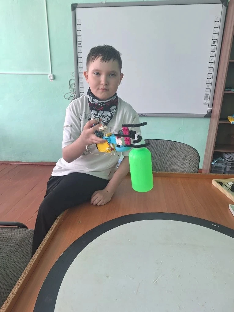 🤖✨ Ребята из объединения «Робототехника» приняли участие в интересном эксперименте!