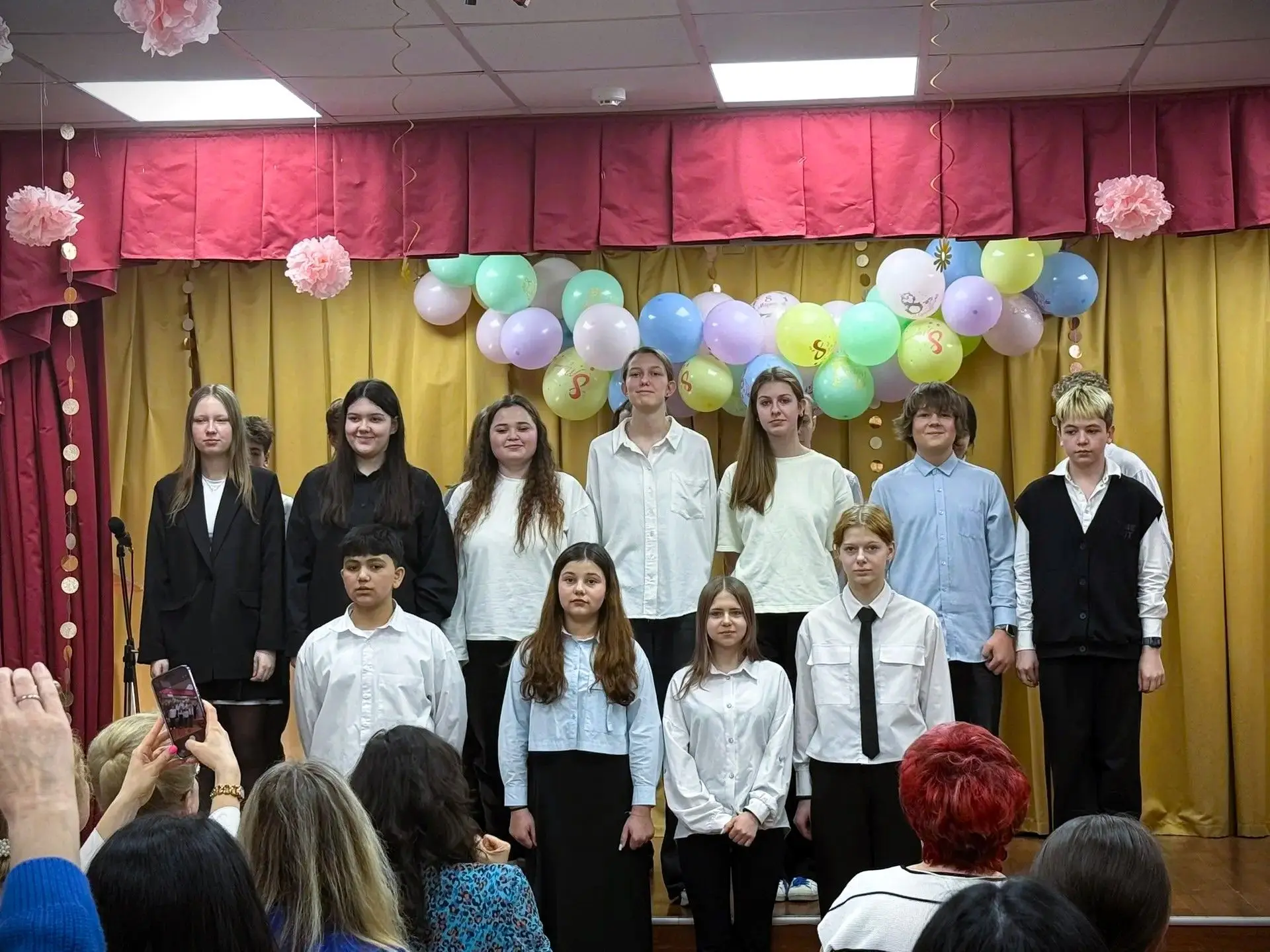 Праздничный концерт в пос. Александровская 🌸🎉  На учебной площадке посёлка Александровская прошёл тё