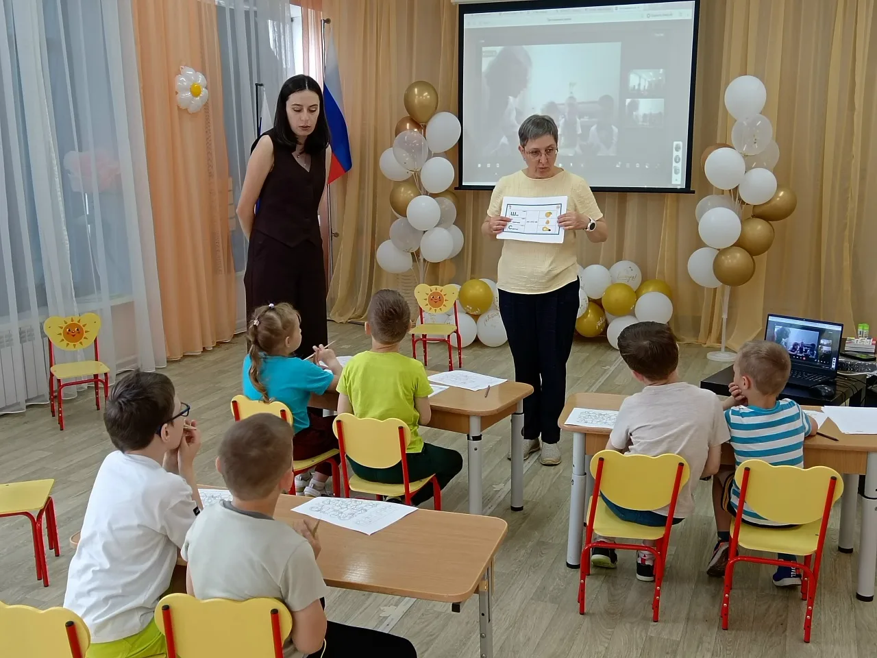 🖥🤝Дружба без границ: интеллектуальный телемост

🖥💫В современном мире расстояние не помеха для ис