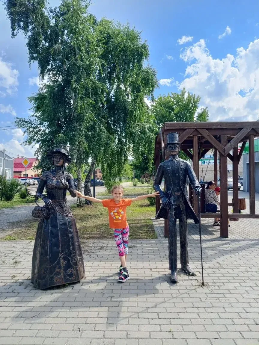 Анна Степаненко провела очень насыщенные каникулы. В начале лета отправилась в Оренбург...