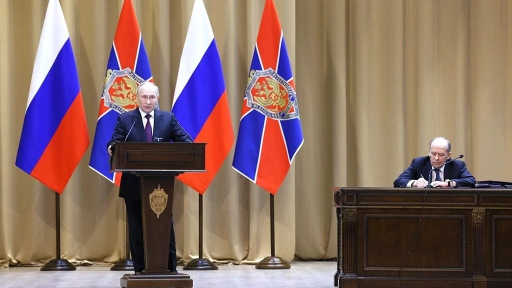 ⚡️В.Путин на заседании коллегии ФСБ поручил усилить защиту Государственной границы Росс...