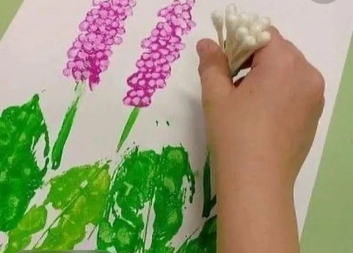 🎨 Юные художники

И в десять лет, и в семь, и в пять
Все дети любят рисовать
И каждый смело нарисуе
