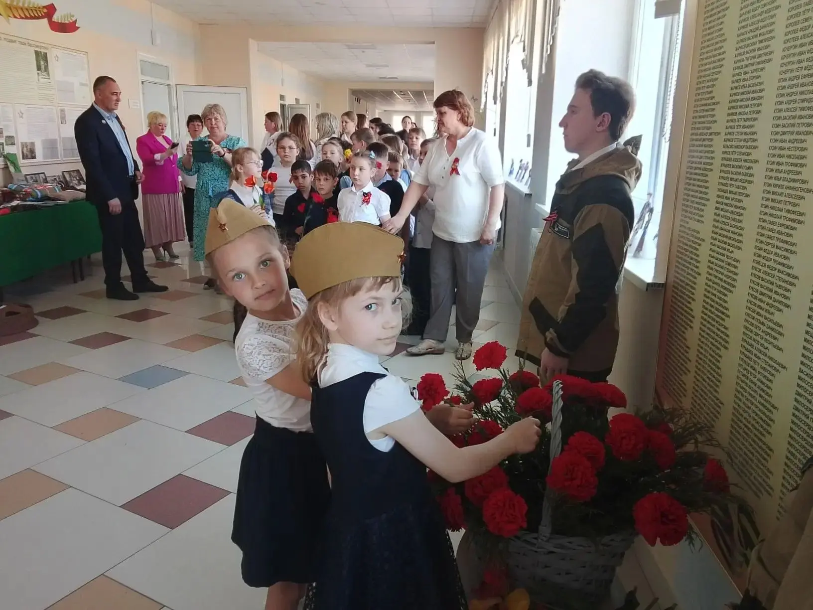 С 4 по 8 мая в нашей школе прошла «Вахта Памяти — 2026: помним, гордимся, чтим». На протяжении всей 