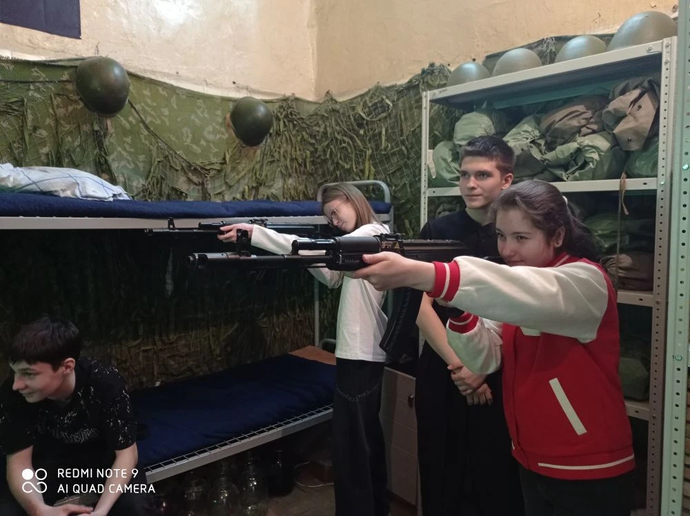Готовимся к «Зарнице 2.0» вместе с «Миротворцем»! ⚡🏅  Учащиеся нашей школы — младшая, средняя и стар