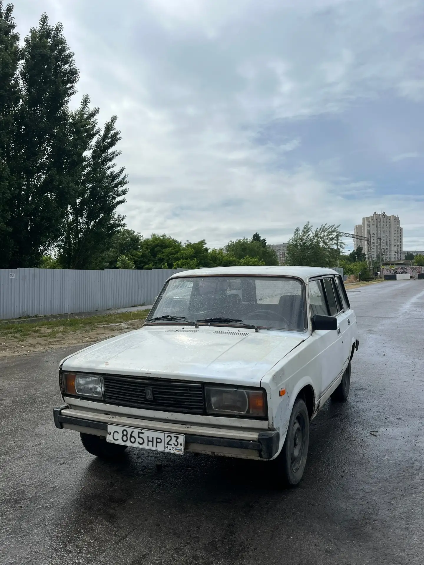 Продам ваз 2104 1993 год.
Состояние адекватное.
На ходу, мотор работает хорошо. Все передачи втыкают