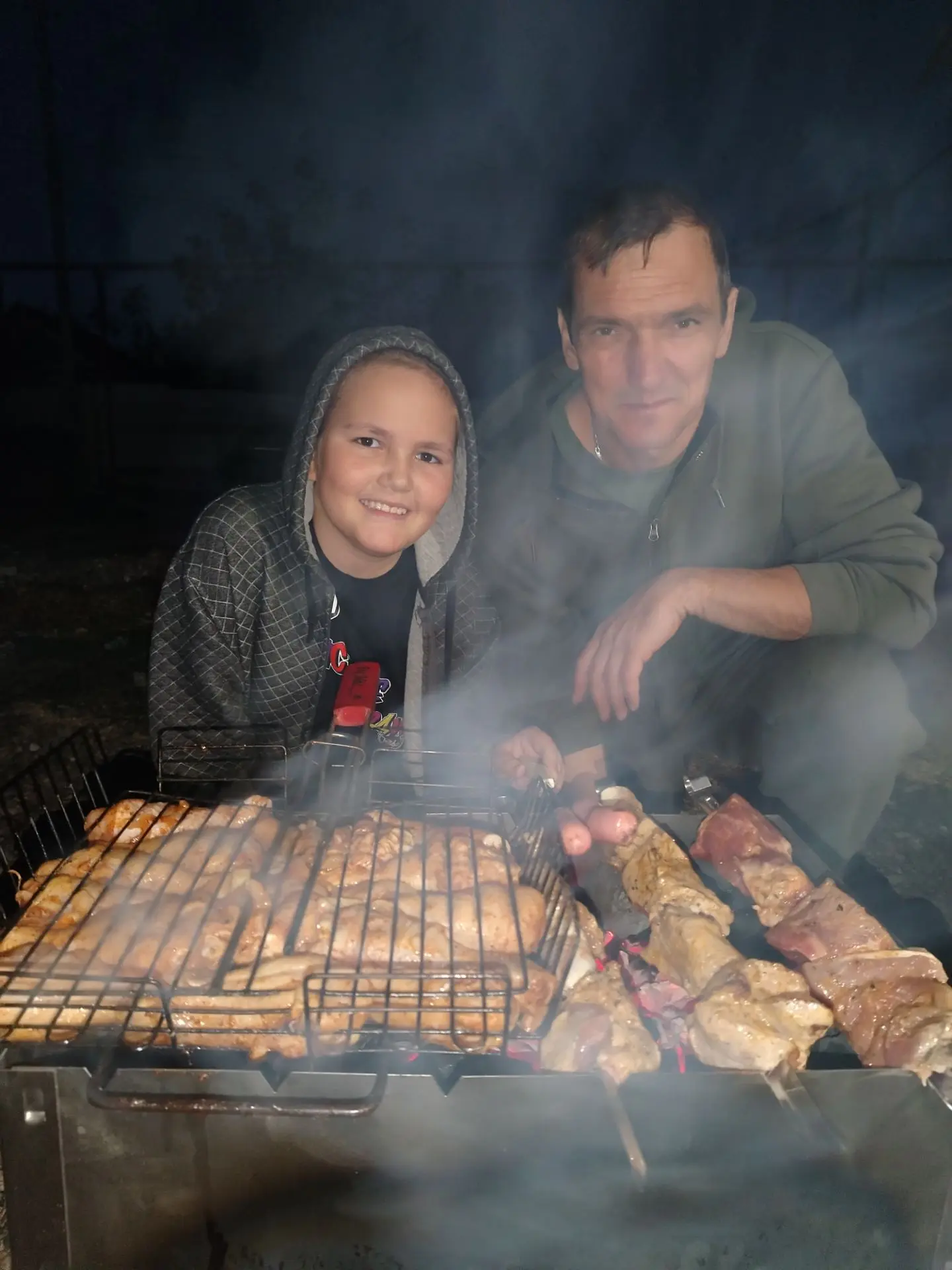 Так... Встречали дочю, что запросила?... Мясо!!! 😅