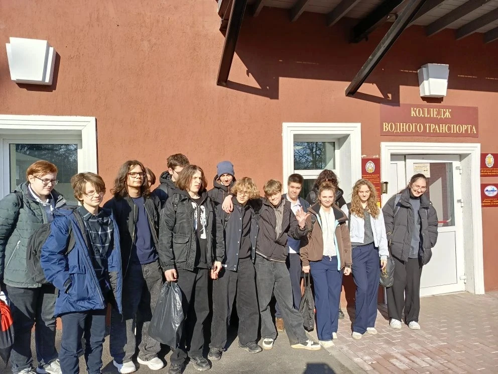На прошедшей неделе будущие выпускники гимназии посетили несколько профориентационных экскурсий.  18