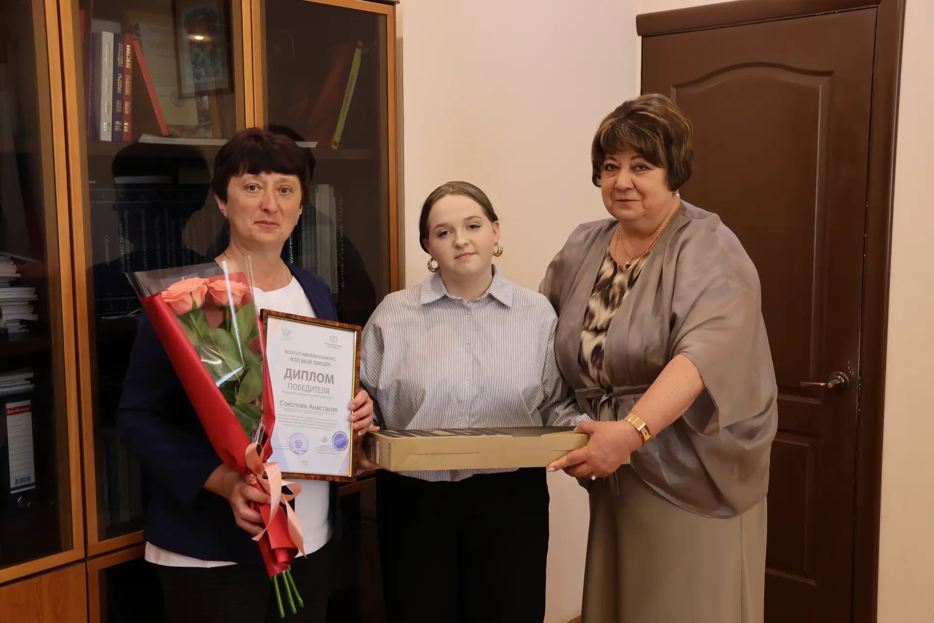 🏆 Наша школьница стала победителем Всероссийского конкурса «Кто мой герой»!  В конце марта подвели и