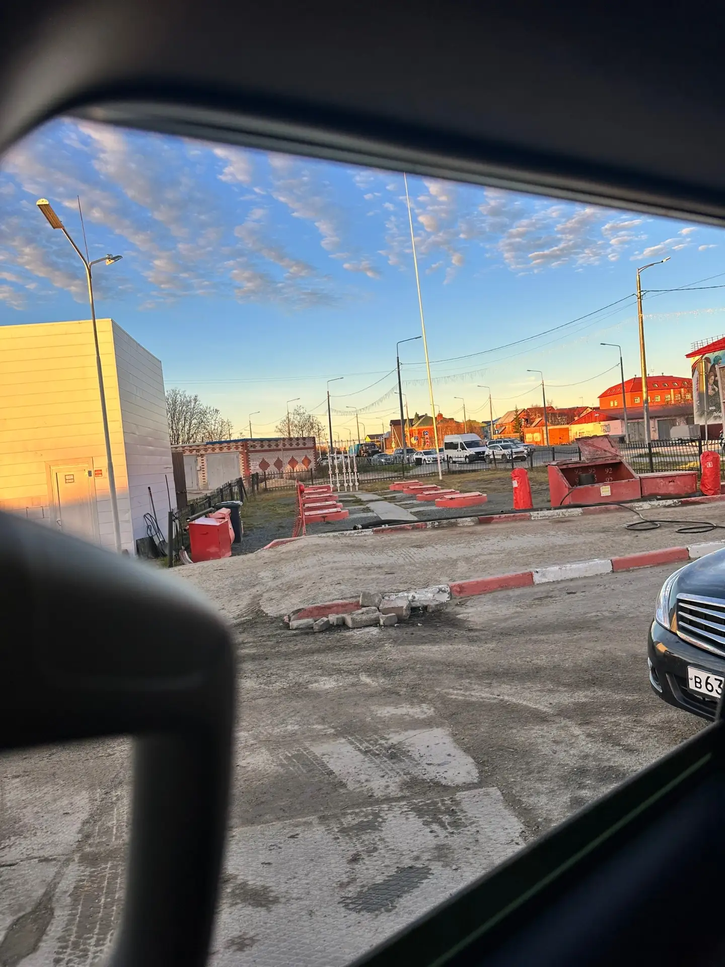 Обстановка стабильно печальная … бензин ⛽️ по талонам скоро будут вызвать ..