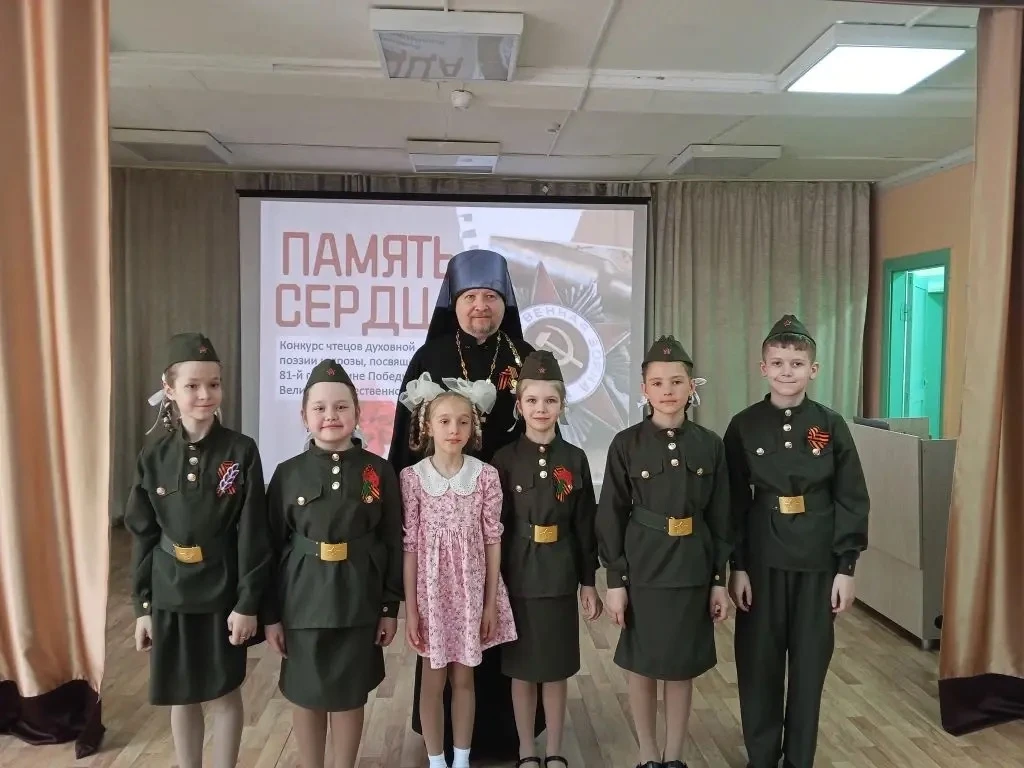10 мая наши ученики достойно представили нашу школу на окружном конкурсе чтецов духовно...