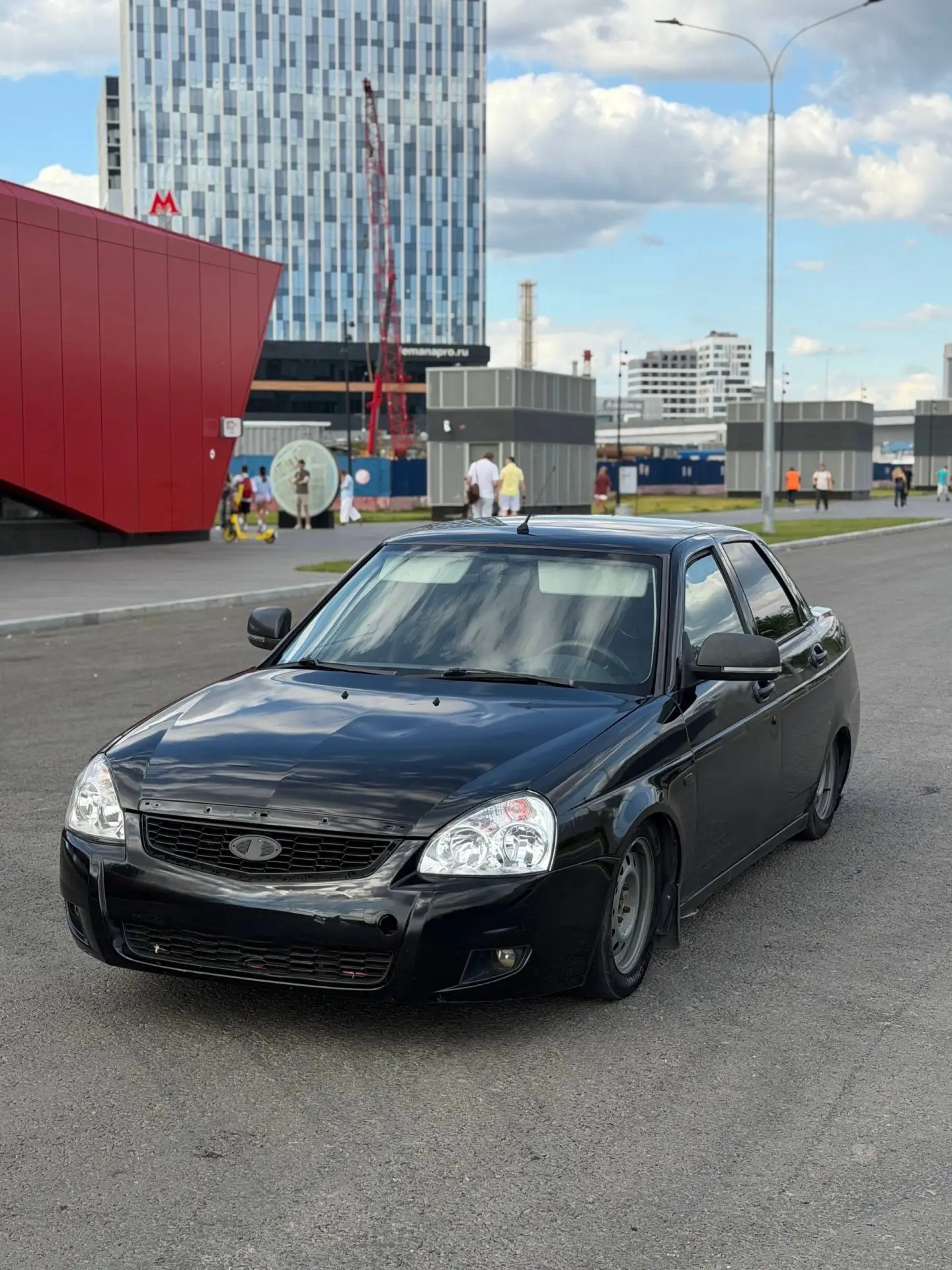 Продается приора 11 года, по мотору шитая, едет бодро, ходовка четко, заниженная, по са...