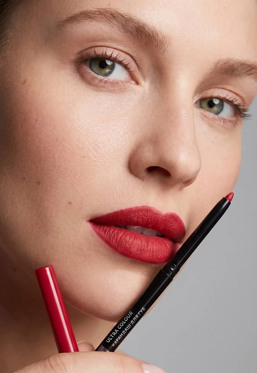 Идеальный контур до самого вечера? Легко 💄

Иногда для стойкого макияжа губ не нужна новая помада —