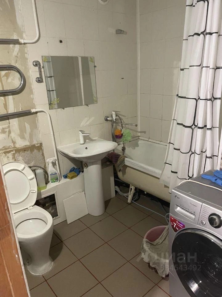 Сдам без посредников: 3-комнатная квартира, 550м²