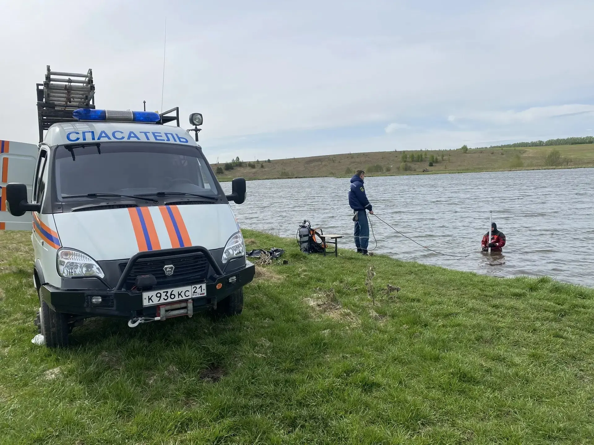 Поисково-спасательная служба МЧС Чувашии продолжает водолазное обследование водоемов республики     