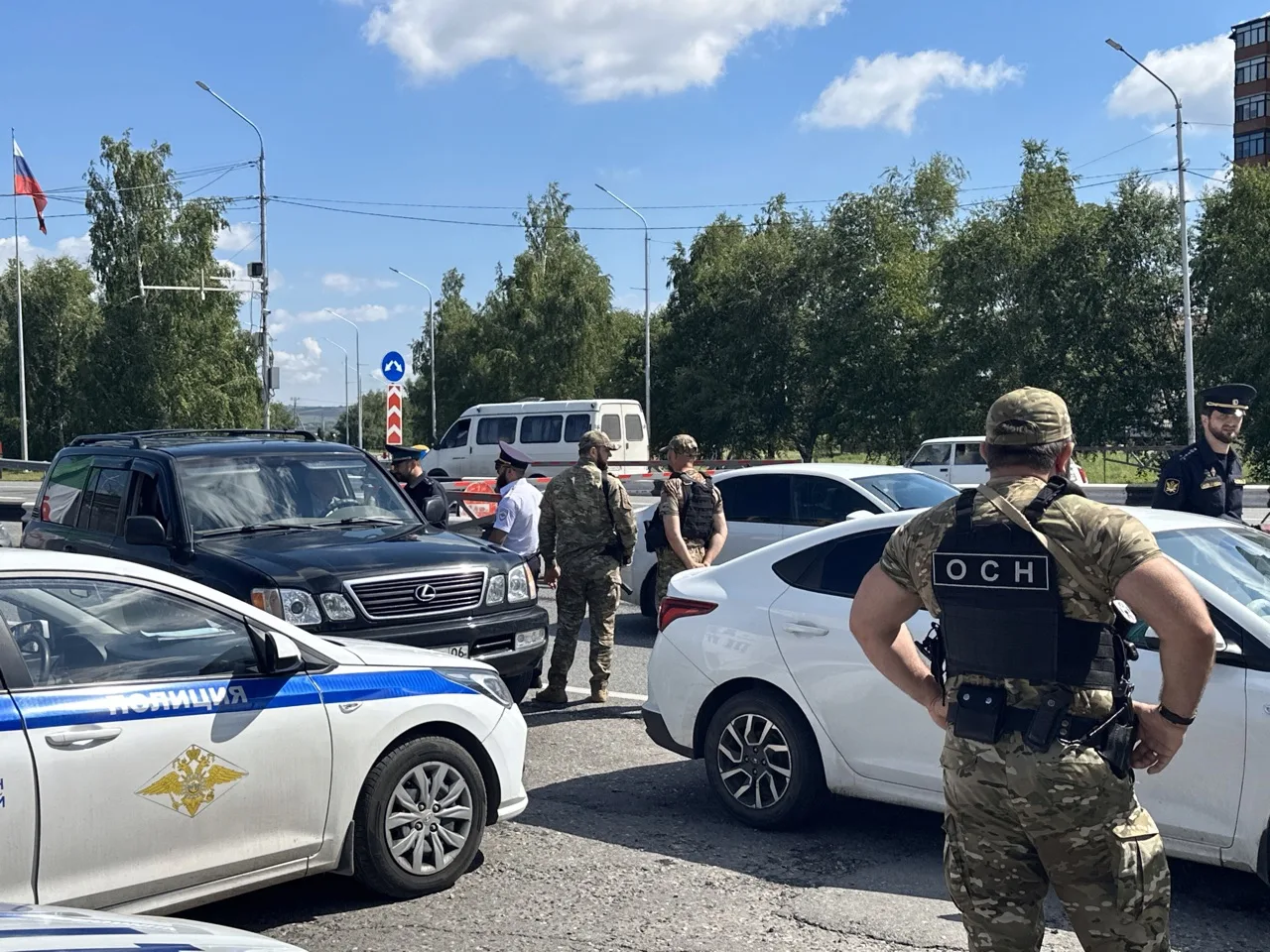 Судебными приставами отделения по г.Магас проведен утренний рейд

 Сегодня сотрудниками отделения су