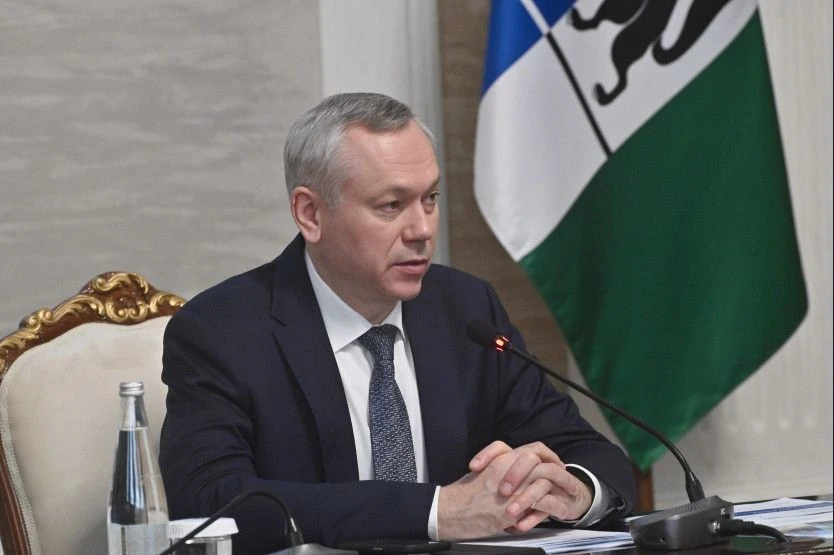 Губернатор Андрей Травников потребовал ужесточить контроль качества дорожных работ и не...
