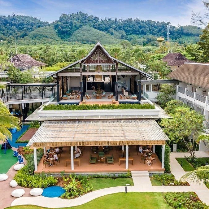 🌴 Outrigger Khao Lak Beach Resort 5* 

📍Расположенв регионе Као Лак, в 1,5 часах езды от аэропорта