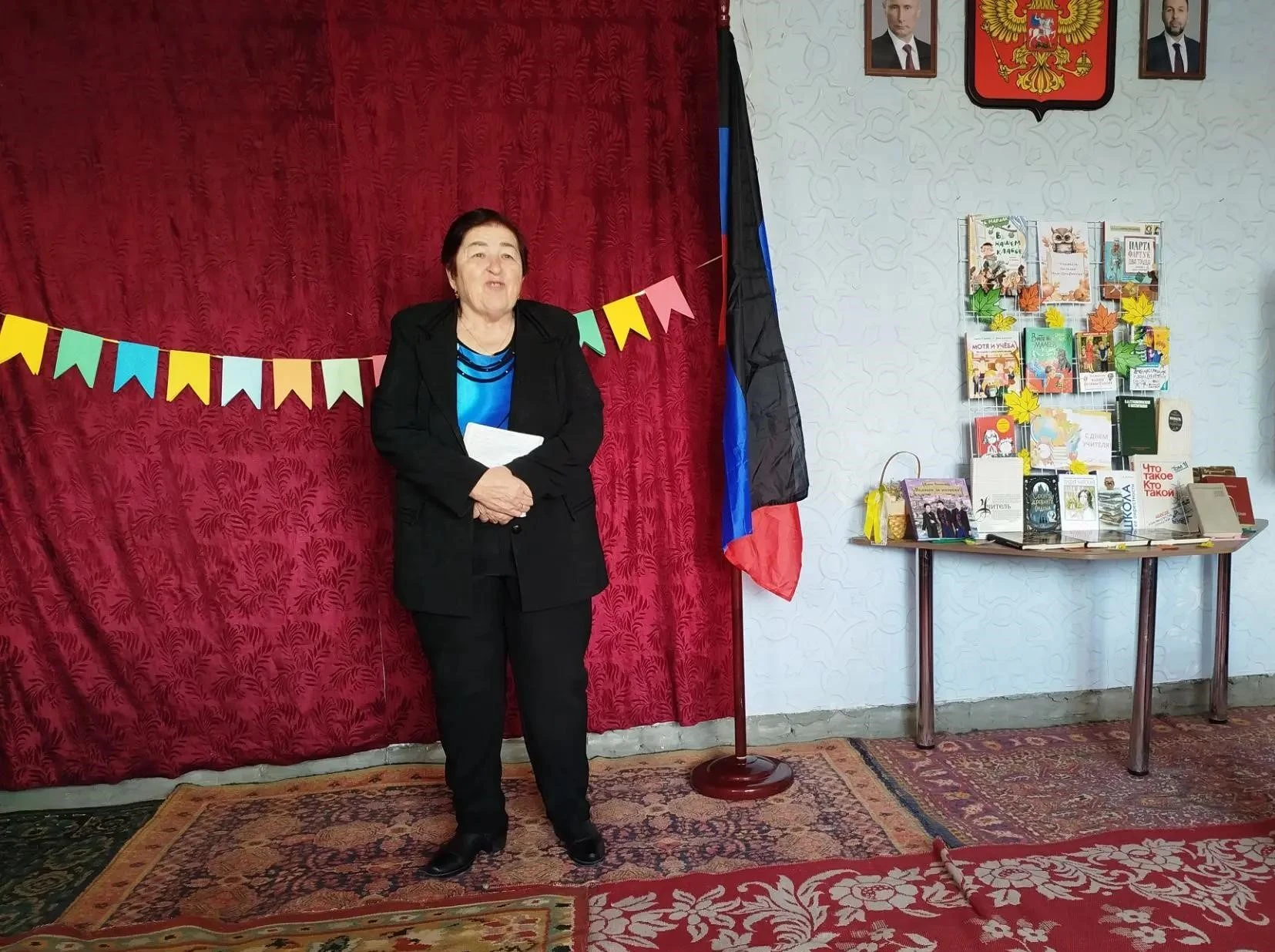 В Кумачовском сельском доме культуры отметили День учителя — праздник тех, кто открывае...
