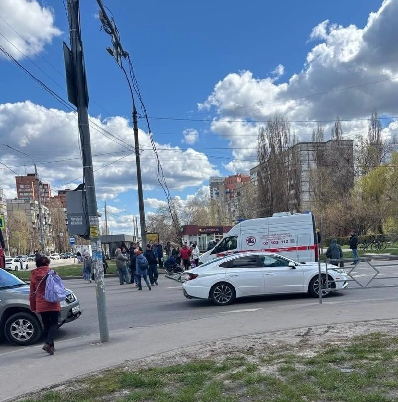 ⚡️ Пострадавший при падении светофора в Липецке 76-летний мужчина вышел из комы  76-летний липчанин,