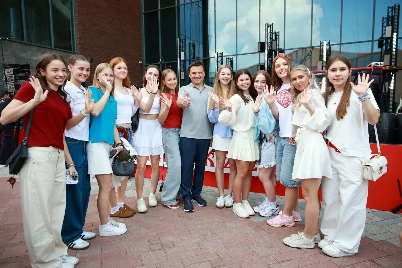 📚🇷🇺 ОЛИМПИАДНЫЙ СЕЗОН 2025–2026 ЗАКРЫТ!

🔥В День России финалисты Всероссийской олимпиады школьн