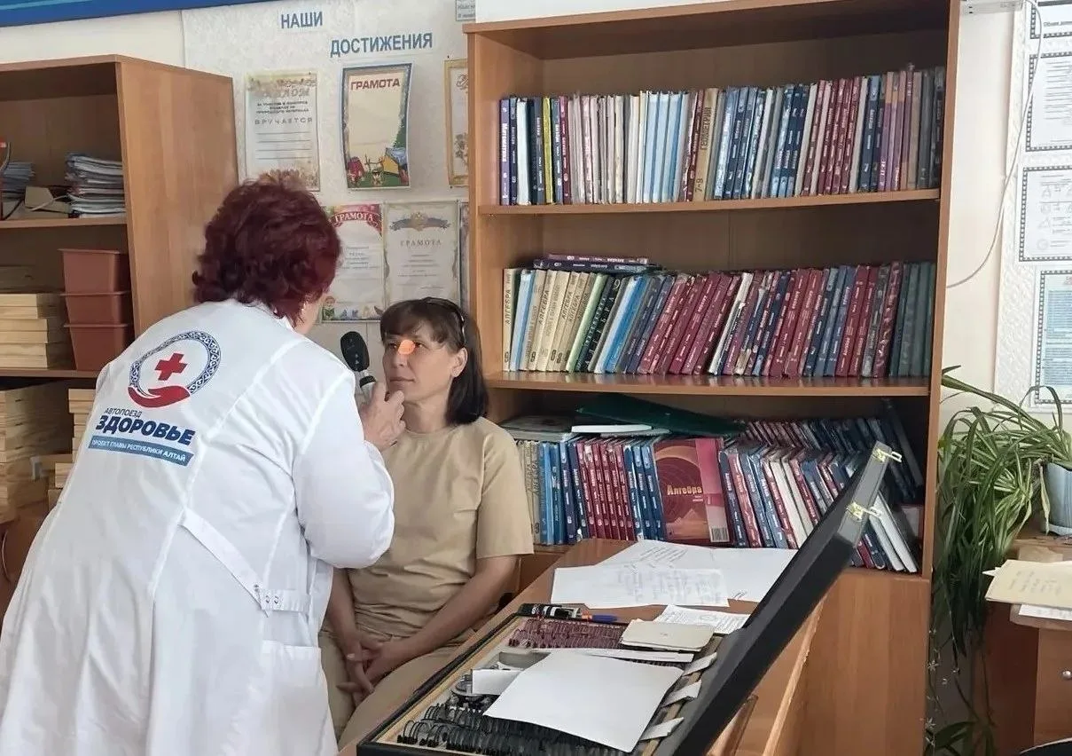 Автопоезд «Здоровье» прибыл в Турочакский район.