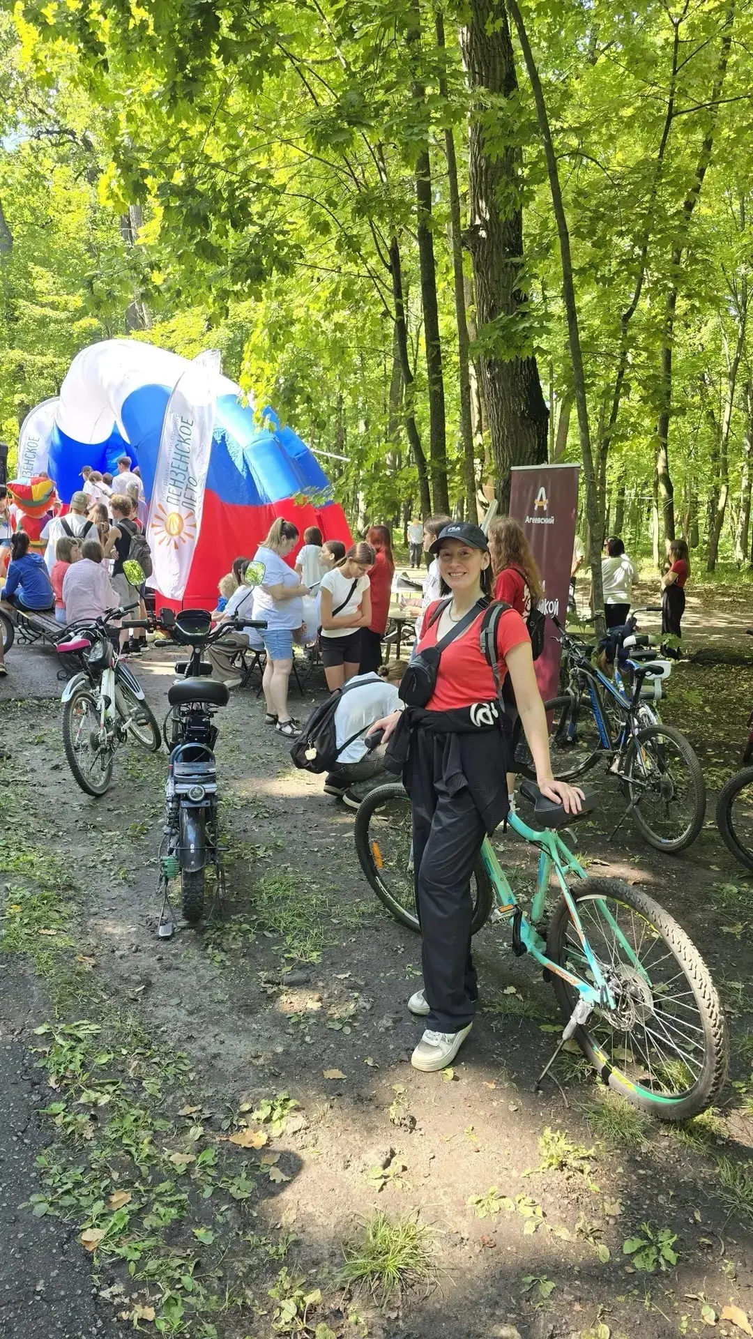 🚴‍♂️ Триколор» на Олимпийской аллее!
