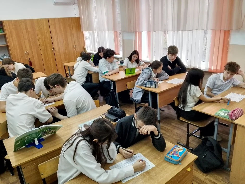 Архипова Анжелика Анатольевна, классный руководитель 8 «Г» класса, МБОУ СОШ 5, г. Белореченск, Красн