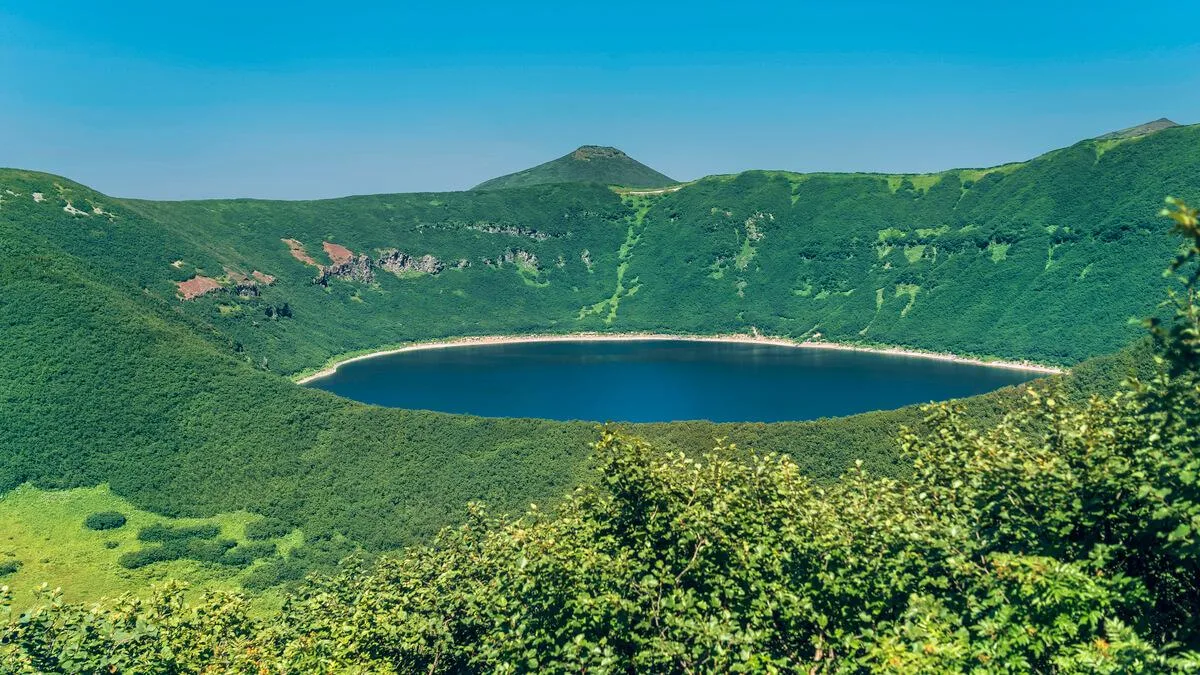 🌋Камчатка ближе и выгоднее, чем кажется!  Есть места, которые меняют представление о путешествиях. К
