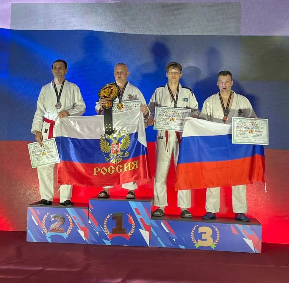 🥈🏆 Роман Котов завоевал серебро на Чемпионате мира по рукопашному бою в Бишкеке!

С 15 по 20 мая 2