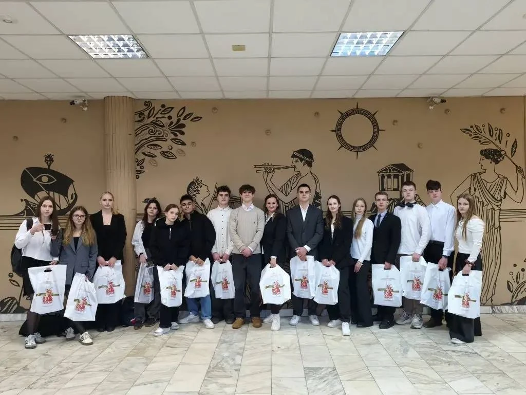 🇷🇺 Малая Родина — сила России: наши активисты на районном семинаре  🧑🏻‍🦱👱🏻‍♀️Команда Ученического са