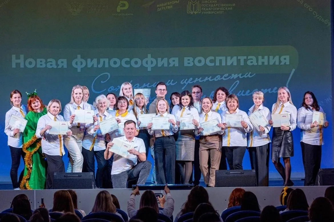 Один день из жизни советника директора по воспитанию.  Вас приветствуют активисты Движения Первых МО
