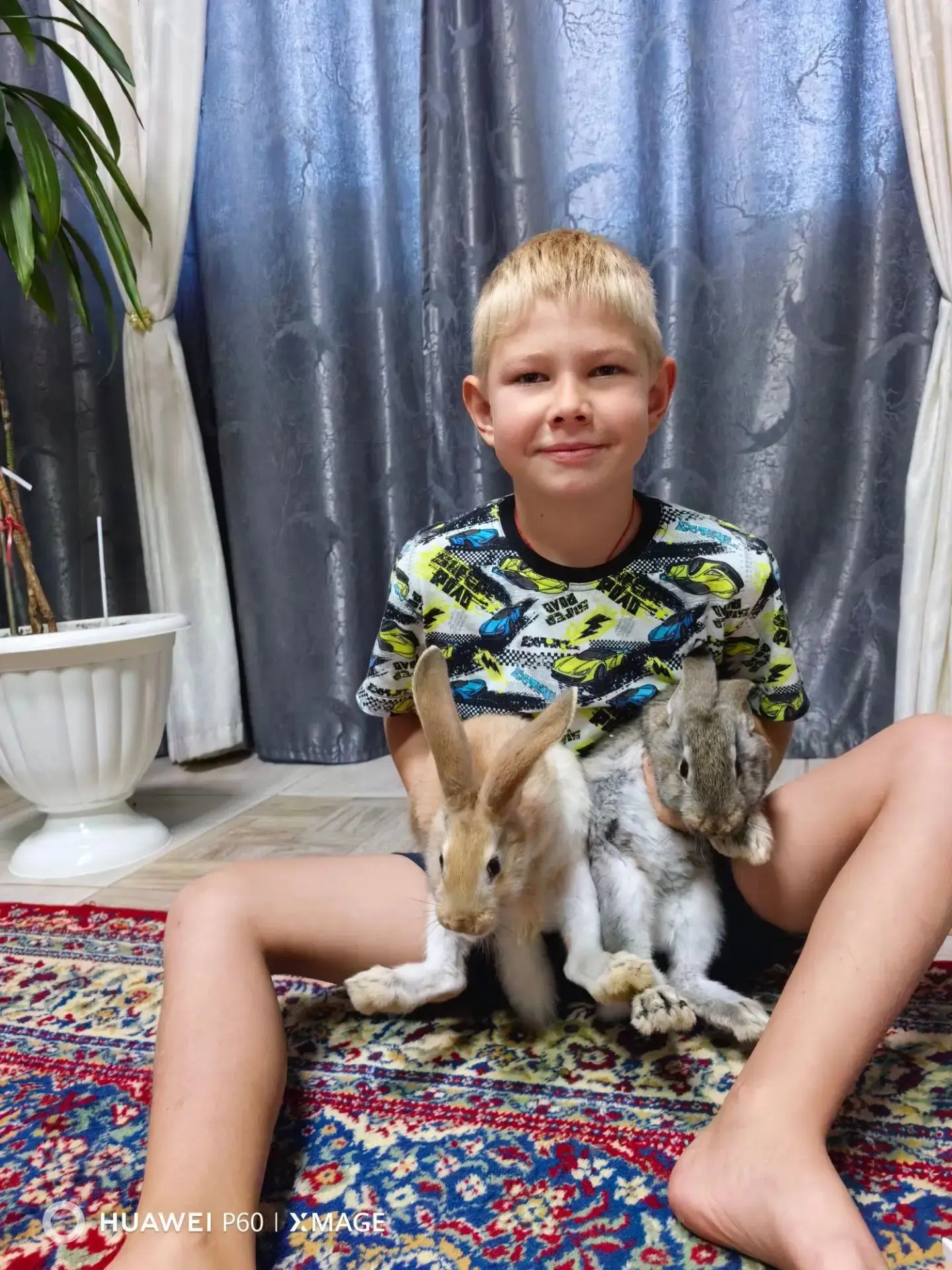 У Макара Кузина, ученика 1 класса, подрастают 🐇
