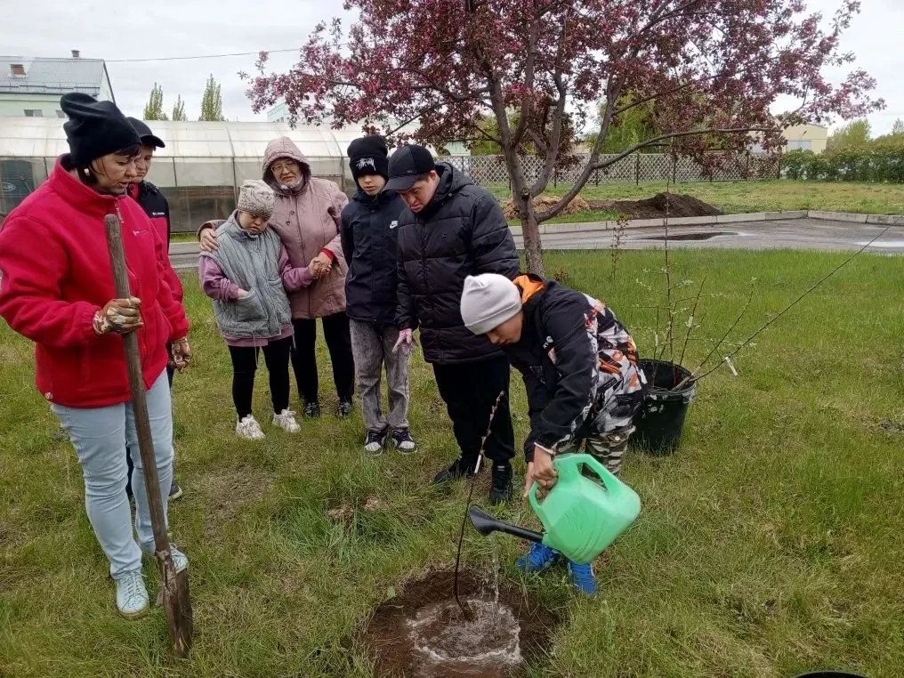 19 мая, в День пионерии, по всей России прошла ежегодная Всероссийская акция «Сад - Свя...