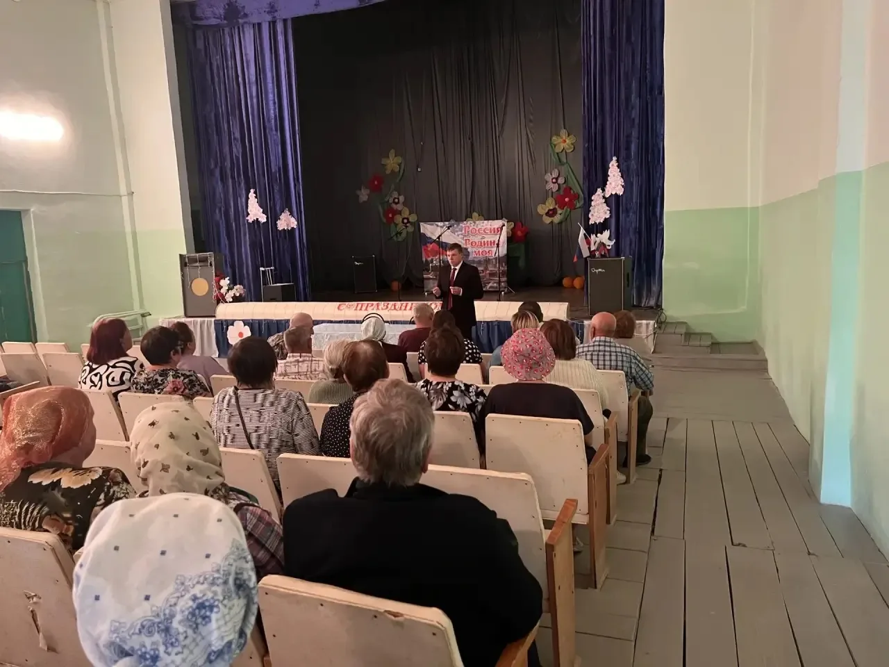 Продолжаю проводить встречи с жителями сёл нашего района