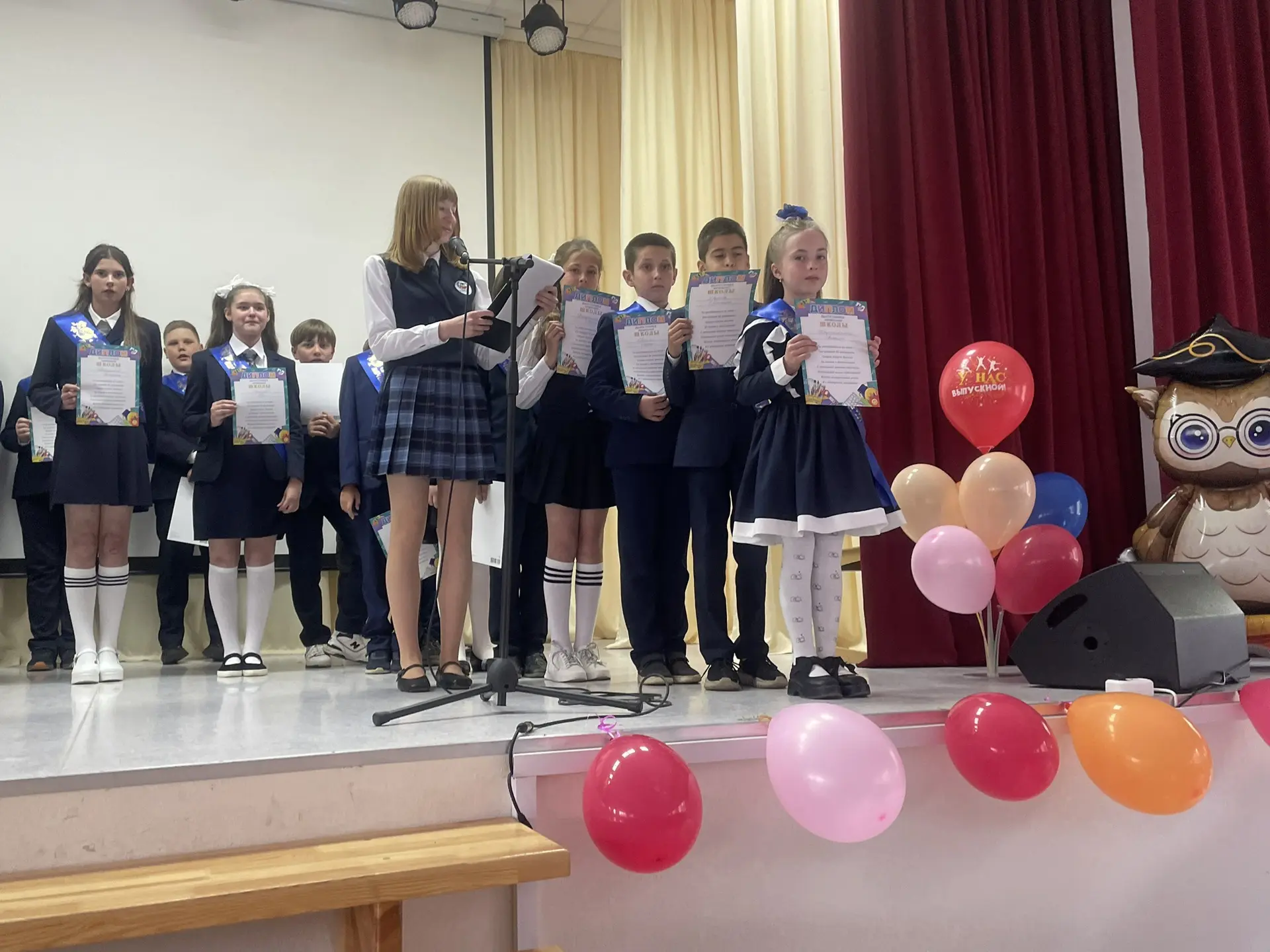 🎉 Выпускной в начальной школе: важный этап и незабываемые моменты! 🎉