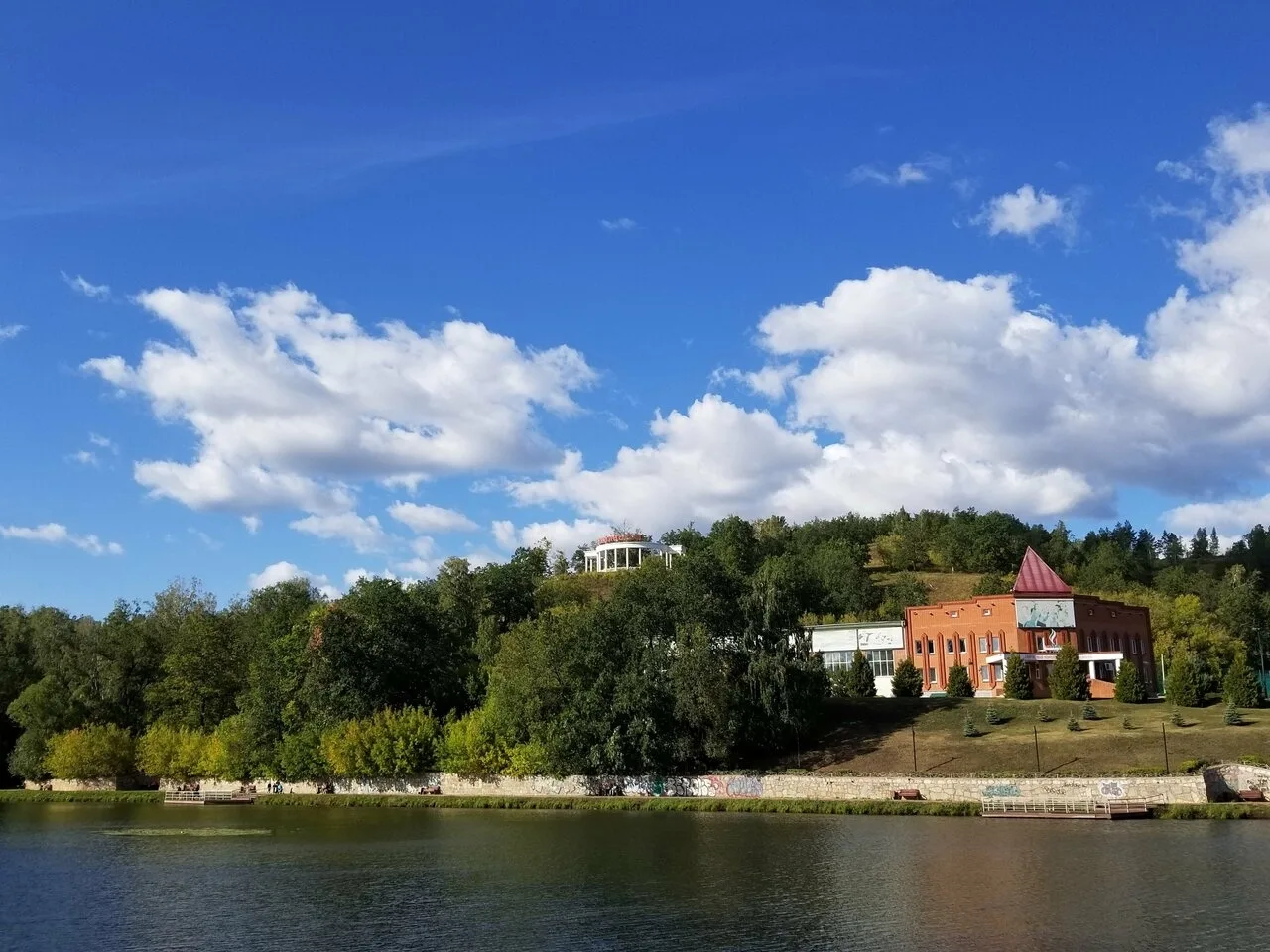 Присылайте Ваши фото города в "Предложить пост"