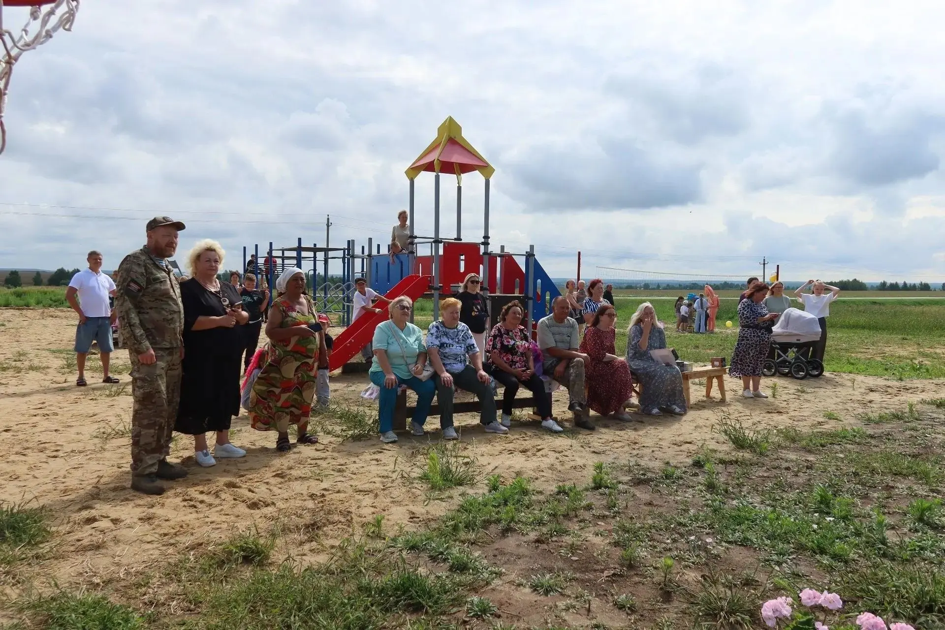 ✨В деревне Юшково появилась новая детская игровая площадка!