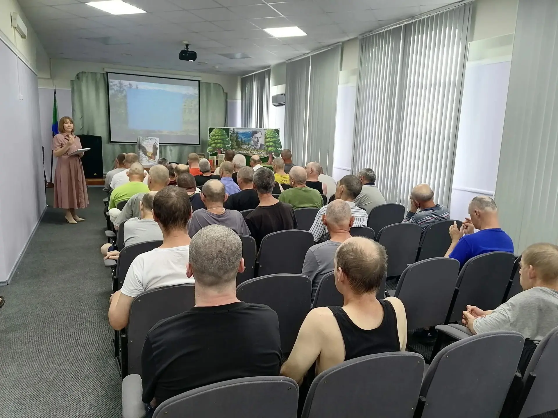 12 июля 2026 исполнилось 115 лет со дня рождения Петра Степановича Комарова — поэта, ко...