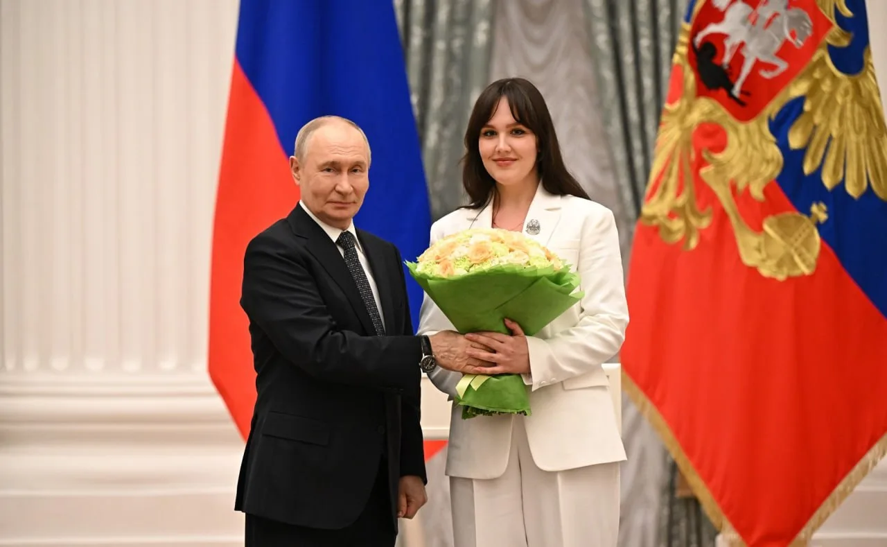 Владимир Владимирович Путин вручил премии Президента для молодых деятелей культуры и в области литер