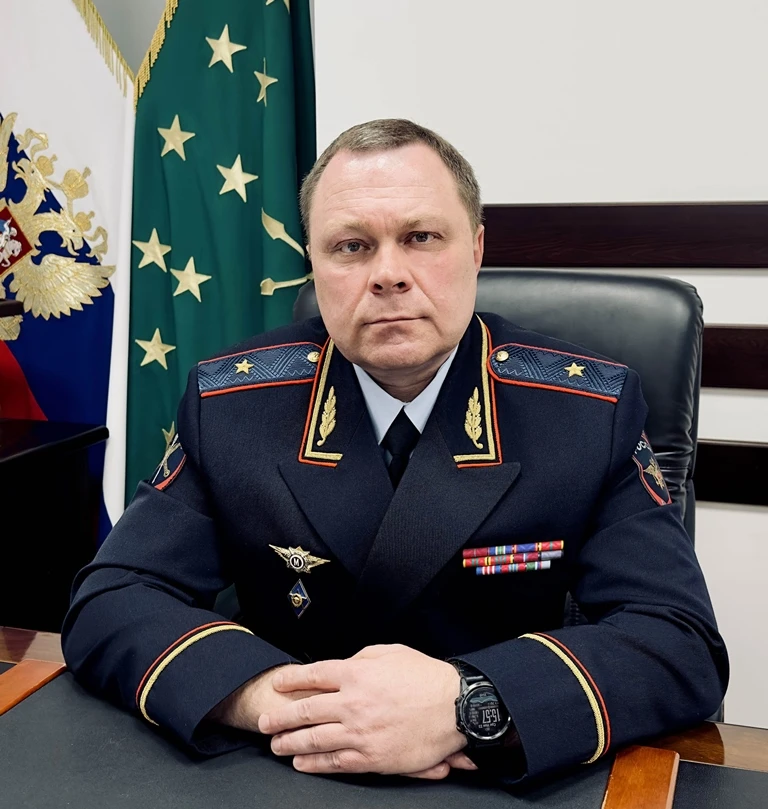 🇷🇺Поздравление министра внутренних дел по Республике Адыгея Олега Безсмельницына с Днем России.

С