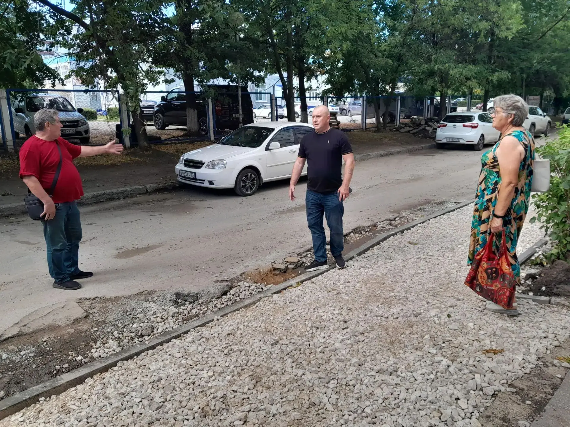 Ремонт двора на ул. Карбышева, 9: от проекта до контроля качества.