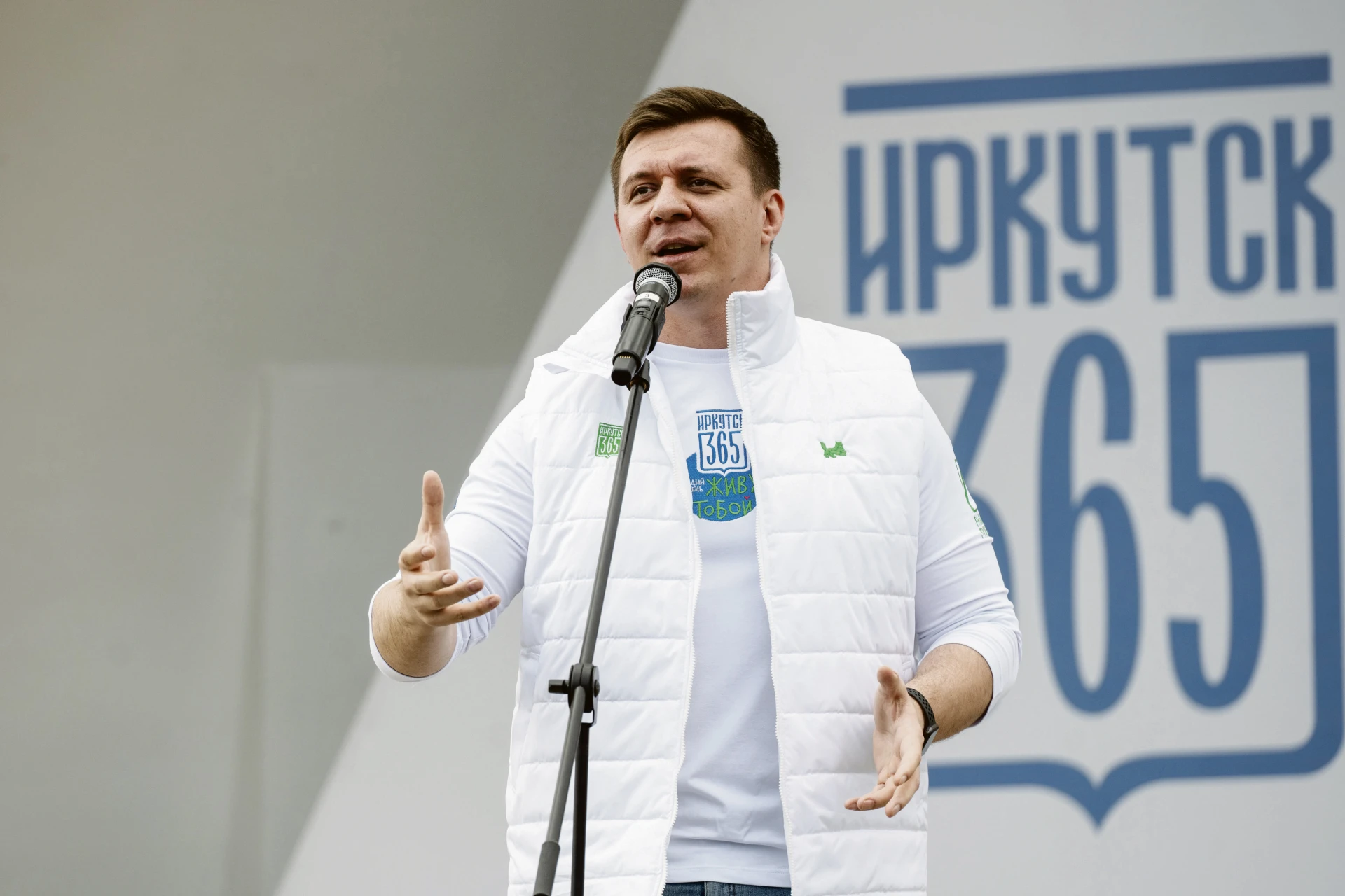 🔥 Напоминаем: мы разыгрываем среди наших подписчиков два!!! билета на выступление само...