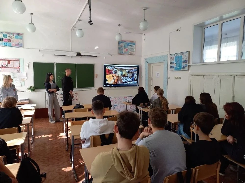 Выпускники встретились с представителями Ключевского лицея.