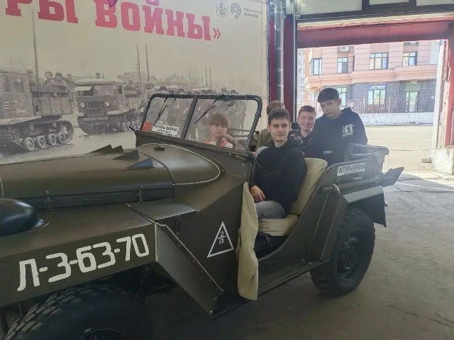 6 «Е» и 7 «Е» ПОКОРЯЮТ «МОТОРЫ ВОЙНЫ»  ⚔ Наш инженерный 6 «Е» с классным руководителем Екатериной Ал