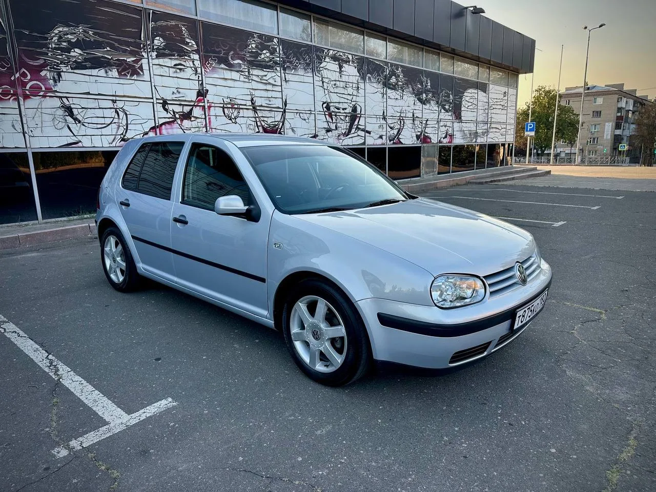 Продам Volkswagen Golf 4