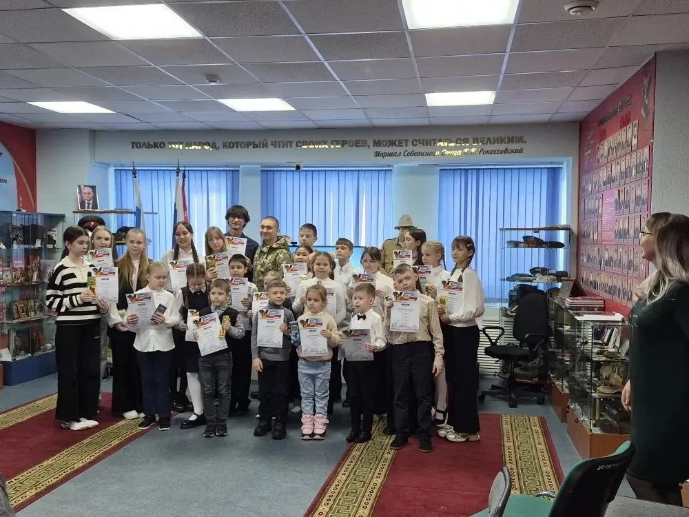 Наши обучающиеся принимали участие в городском конкурсе творческих работ «Герои нашего времени». Его