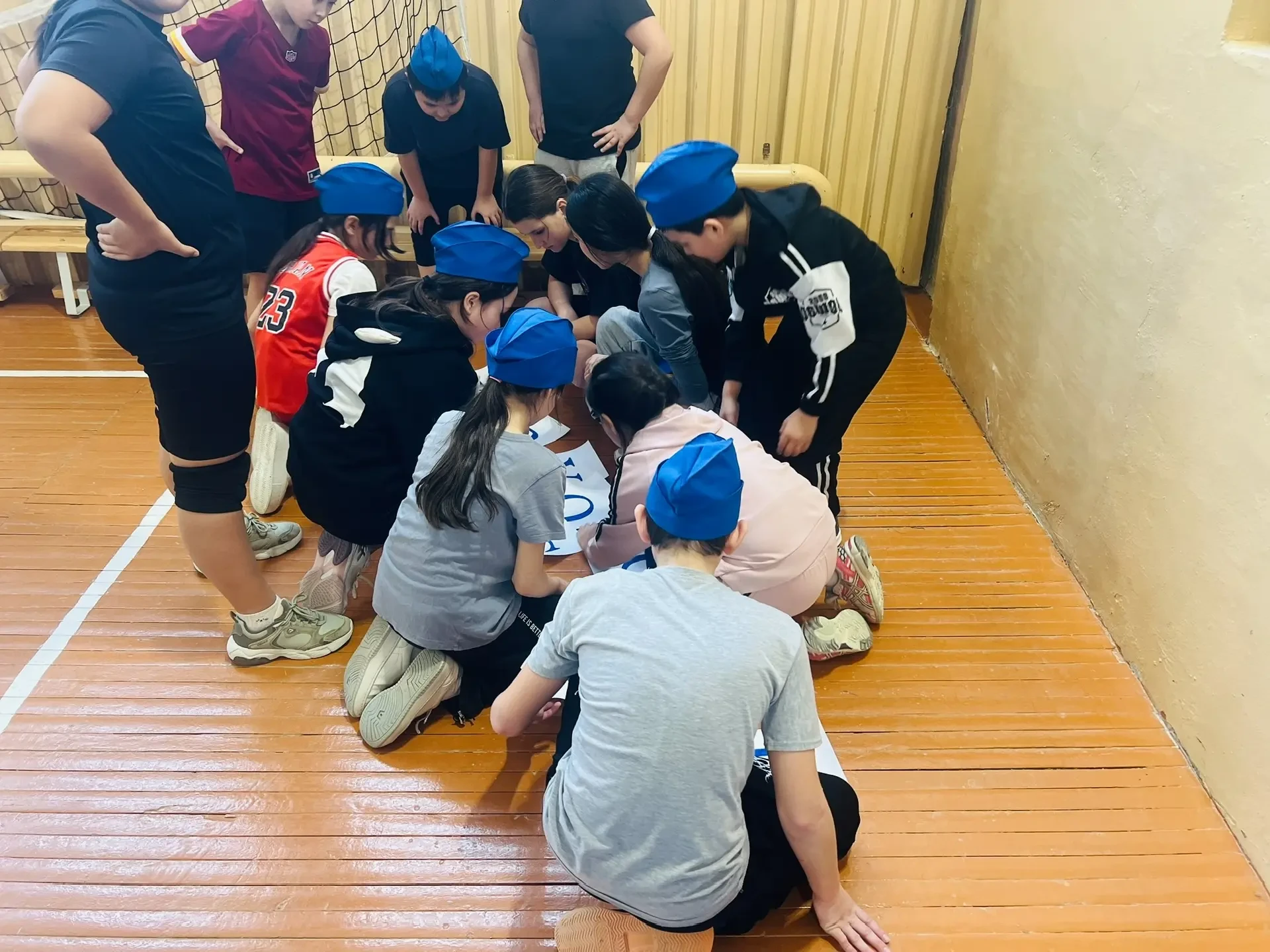 🏀🥎 Спортивный задор ко Дню защитника Отечества!
19 февраля ребята из объединений «Волейбол» и «Бас