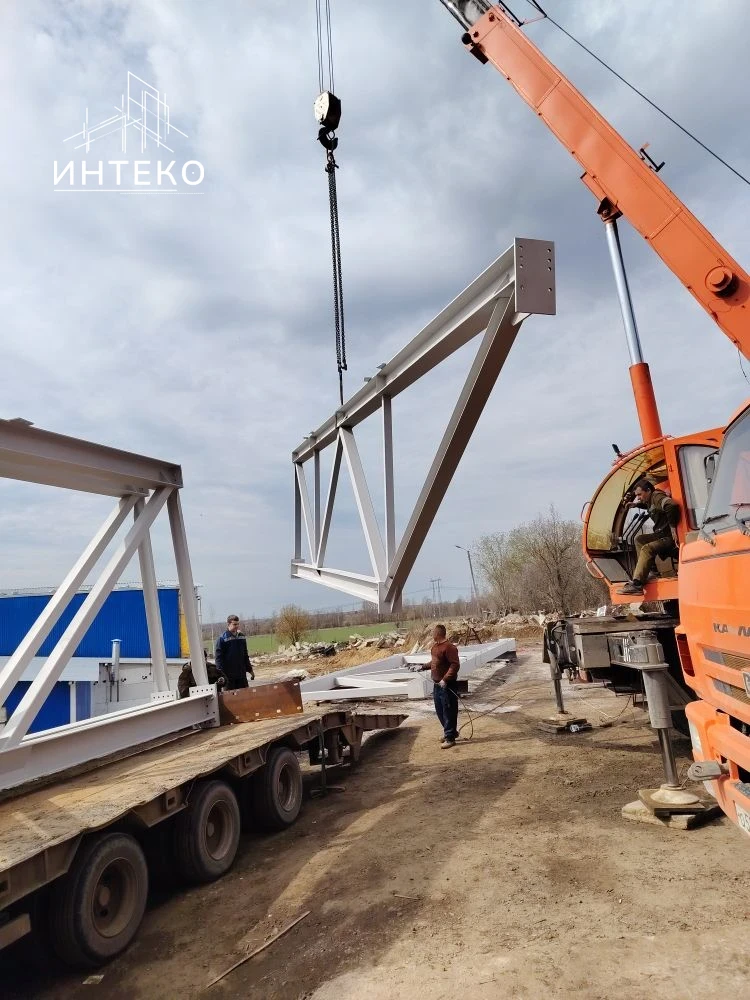 🚛 Как перевозят 3-тонные фермы высотой 3,4 метра? Показываем!
