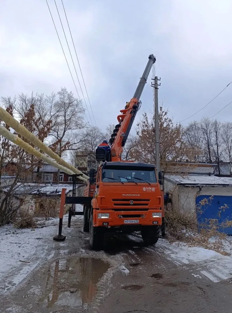 Массовая замена старых опор идет в Вологде